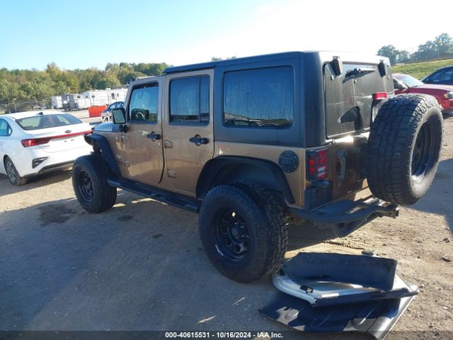 Photo 2 VIN: 1C4BJWEG5FL614399 - JEEP WRANGLER 