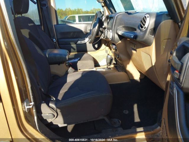 Photo 4 VIN: 1C4BJWEG5FL614399 - JEEP WRANGLER 