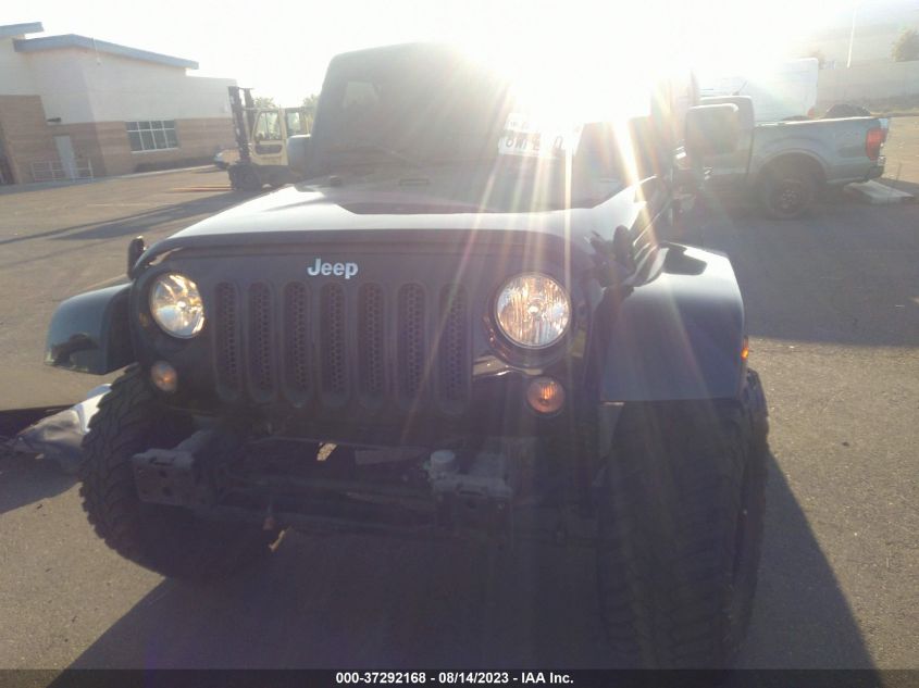 Photo 12 VIN: 1C4BJWEG5FL693508 - JEEP WRANGLER 