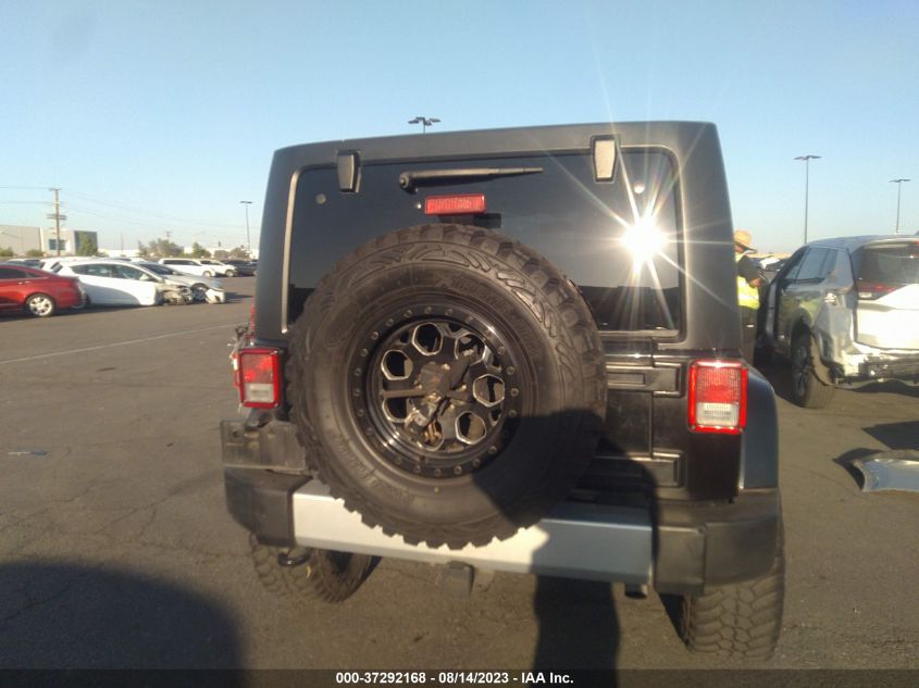 Photo 16 VIN: 1C4BJWEG5FL693508 - JEEP WRANGLER 