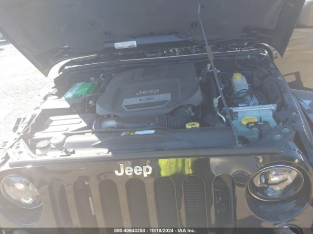 Photo 9 VIN: 1C4BJWEG5FL704345 - JEEP WRANGLER 