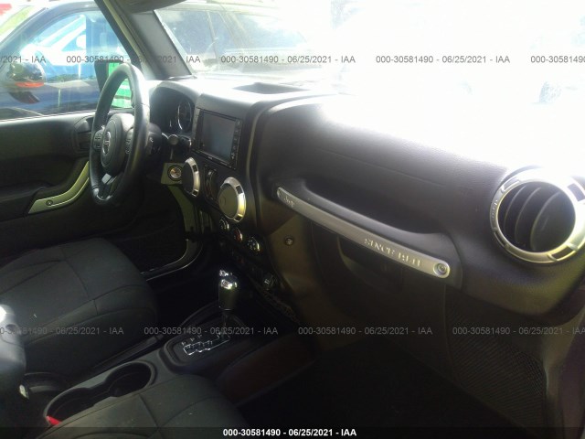 Photo 4 VIN: 1C4BJWEG5FL772208 - JEEP WRANGLER UNLIMITED 