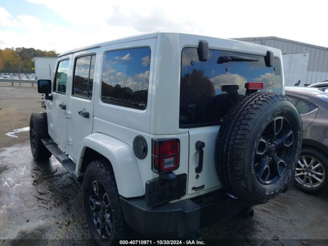 Photo 2 VIN: 1C4BJWEG5JL805040 - JEEP WRANGLER JK 