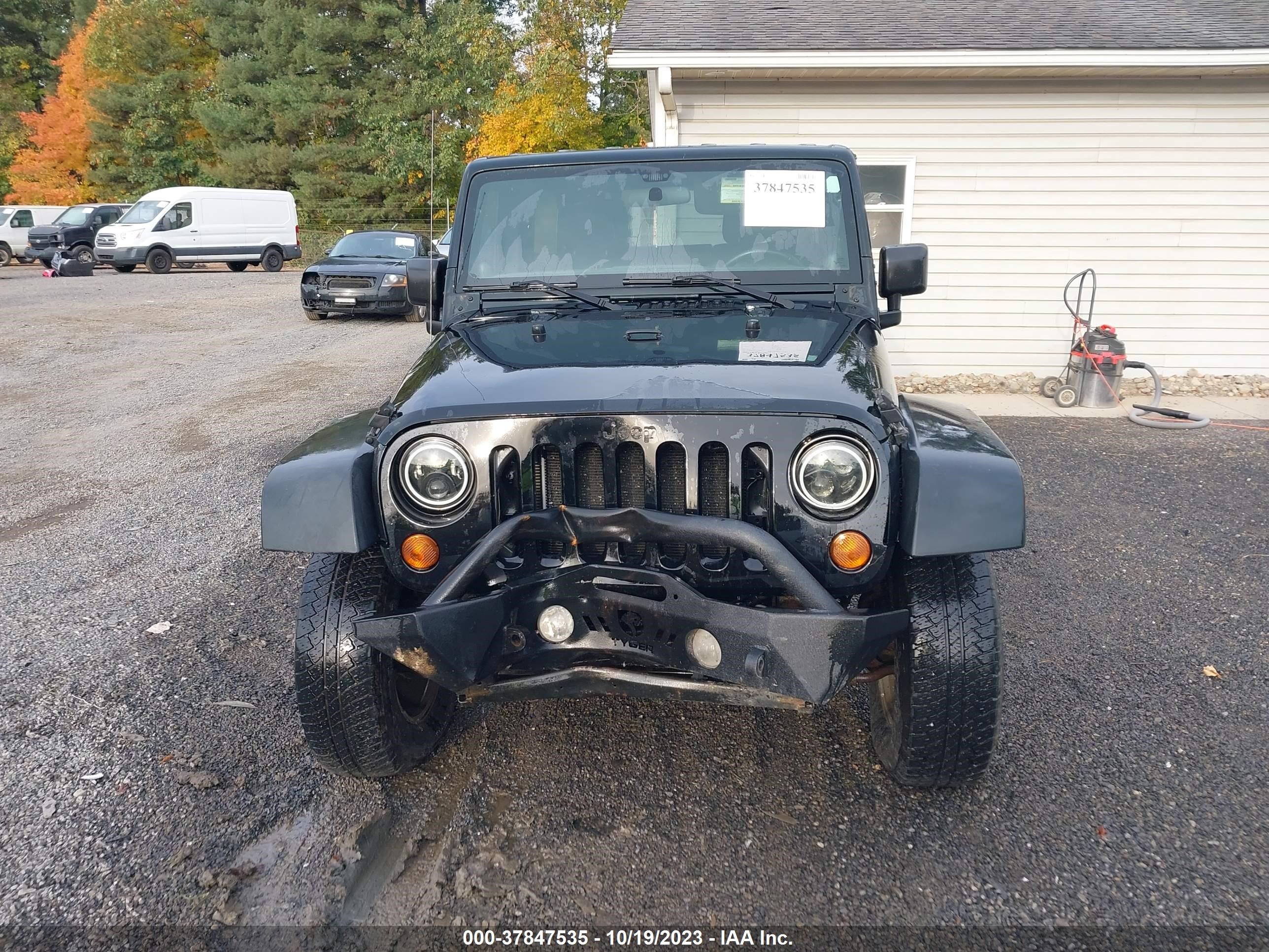 Photo 11 VIN: 1C4BJWEG6CL207834 - JEEP WRANGLER 