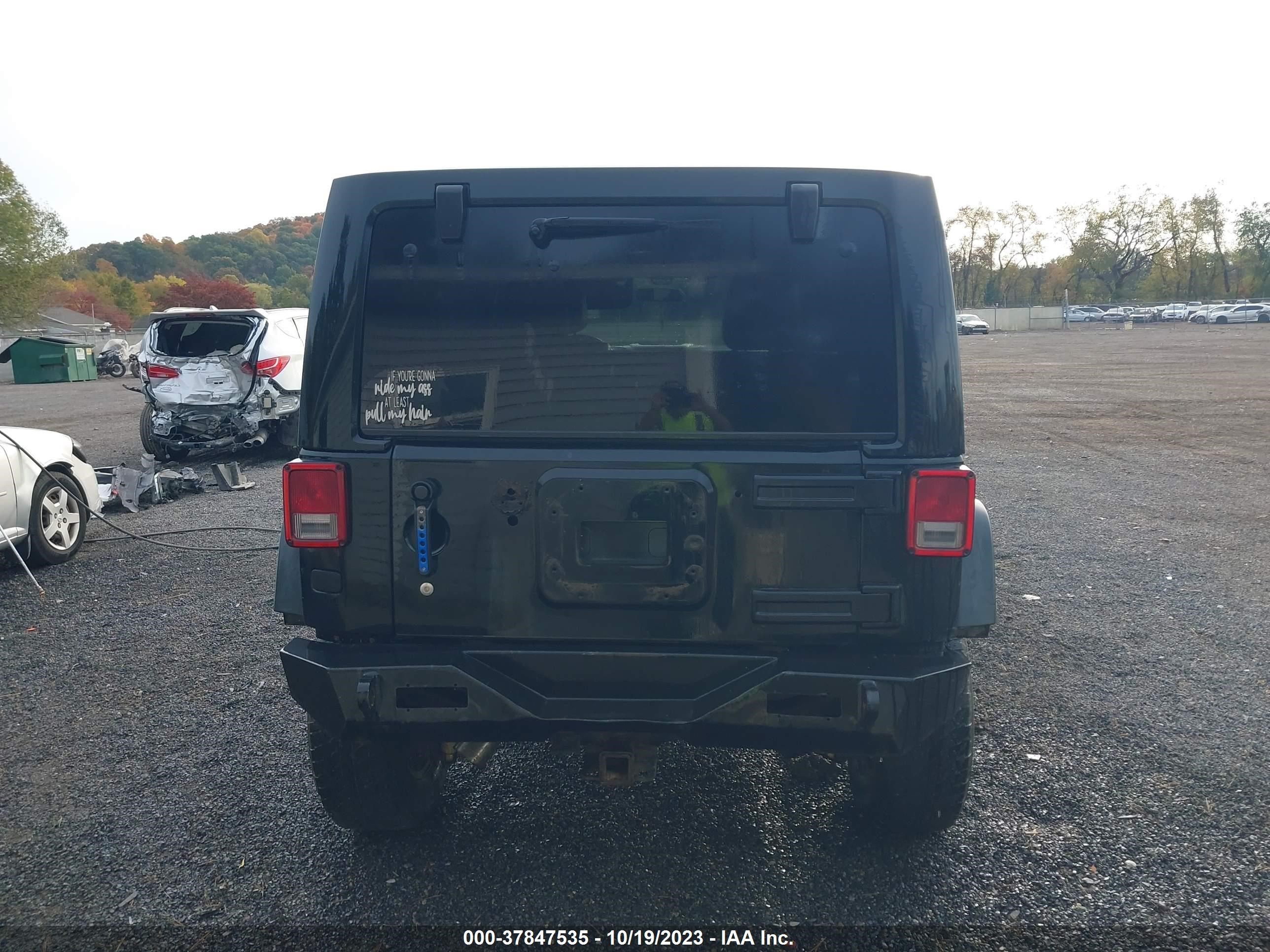 Photo 15 VIN: 1C4BJWEG6CL207834 - JEEP WRANGLER 