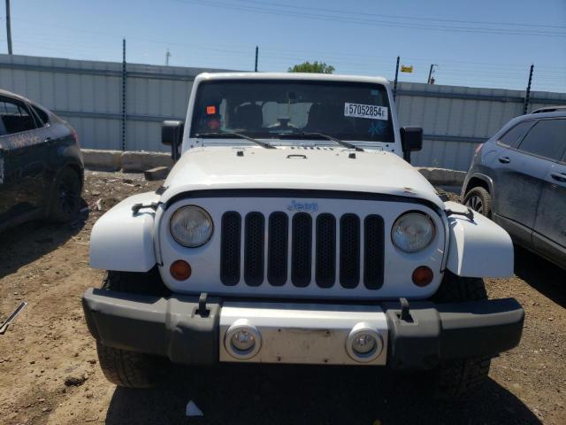 Photo 4 VIN: 1C4BJWEG6DL588165 - JEEP WRANGLER 