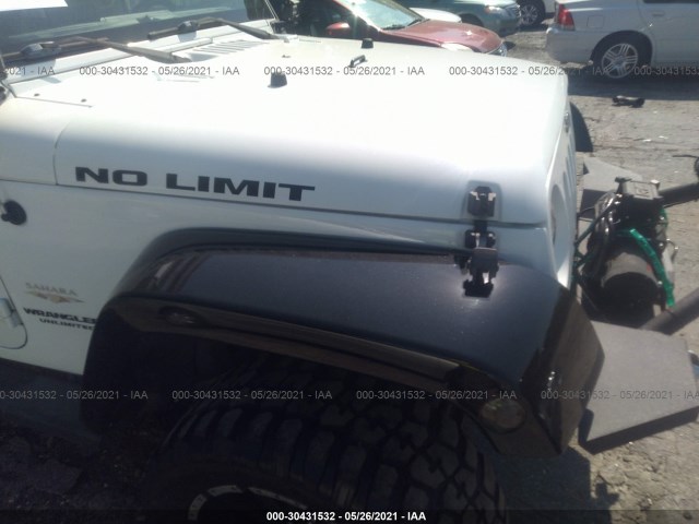 Photo 5 VIN: 1C4BJWEG6DL693322 - JEEP WRANGLER UNLIMITED 