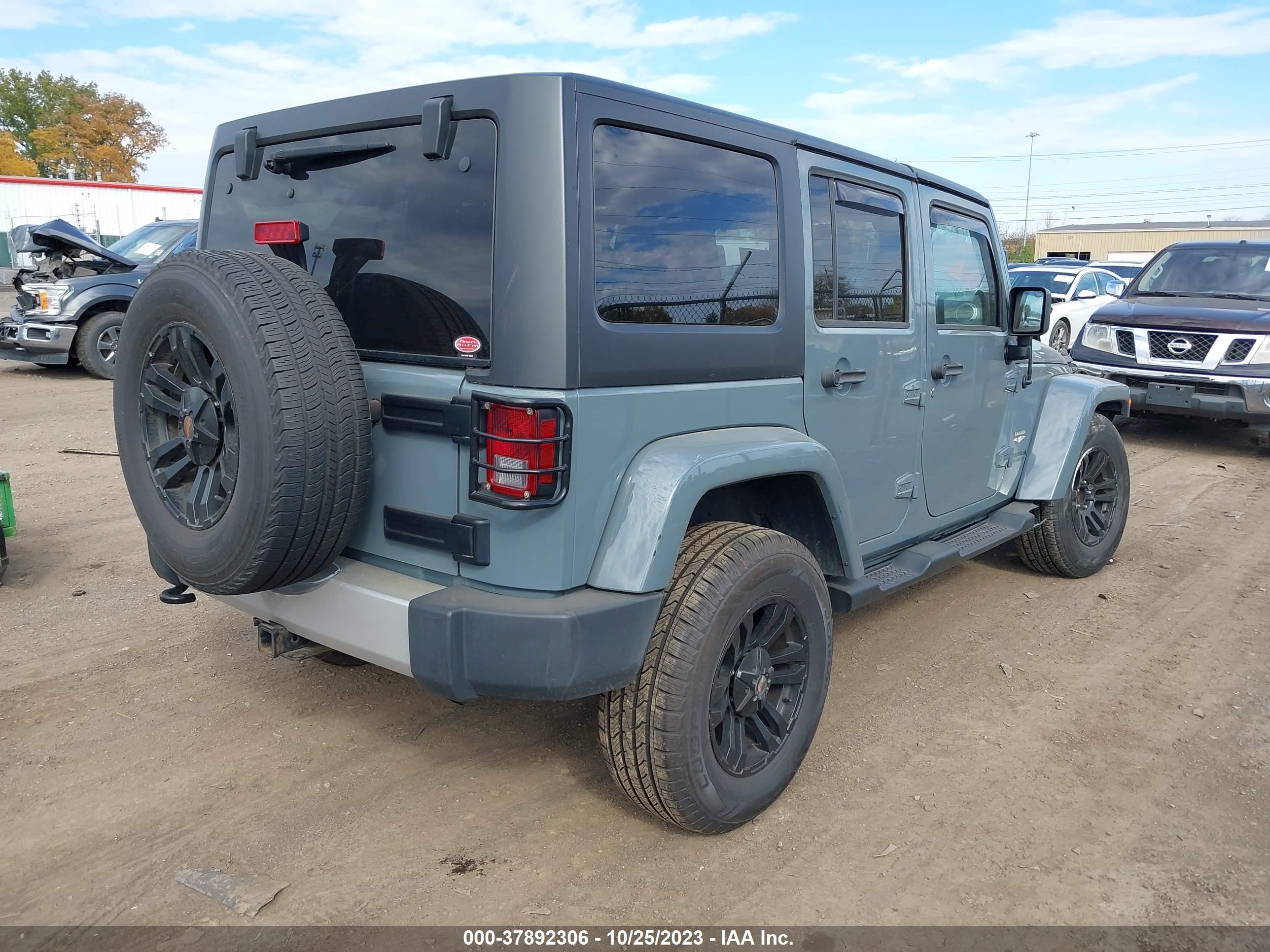 Photo 3 VIN: 1C4BJWEG6EL106778 - JEEP WRANGLER 