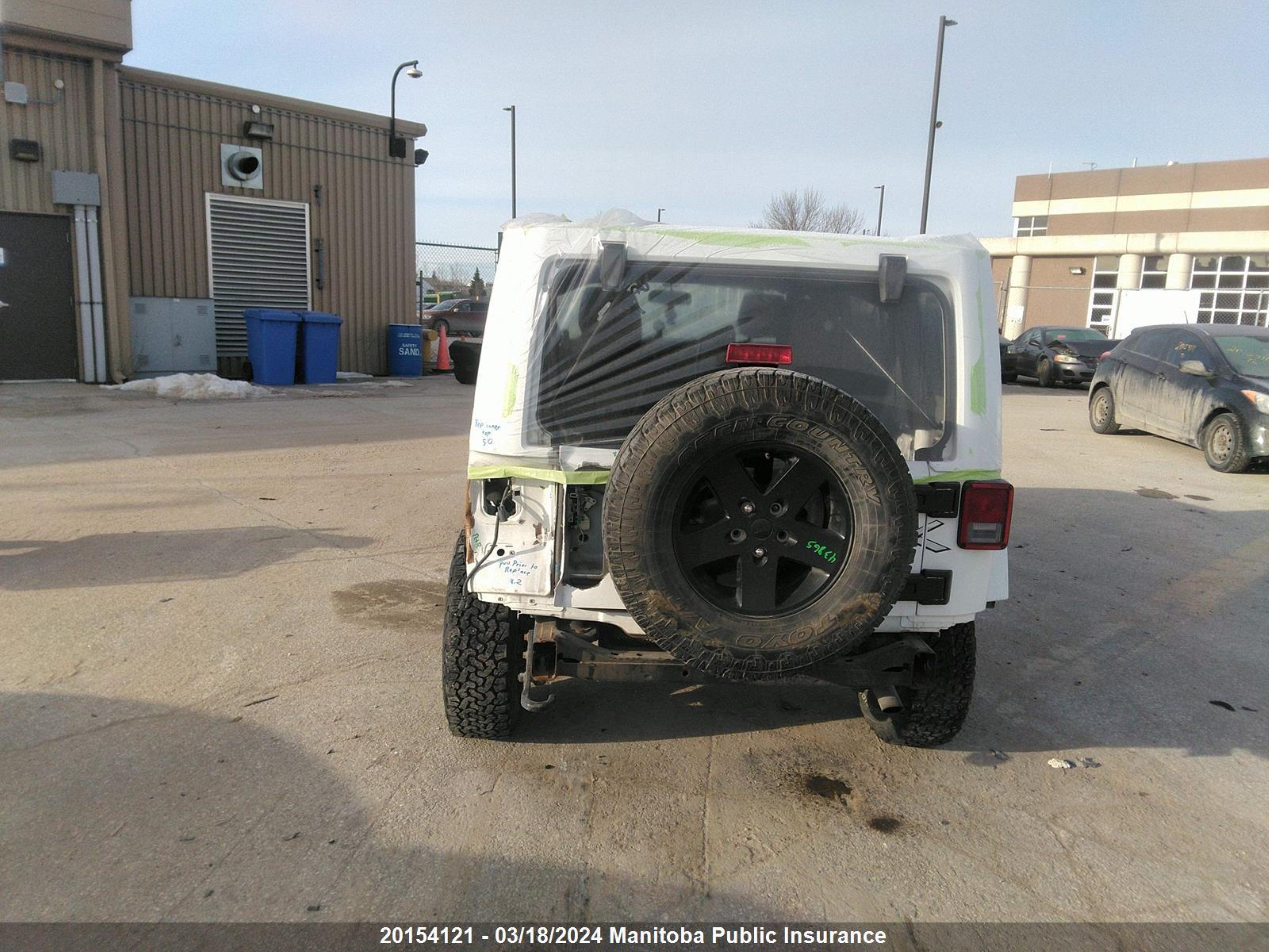 Photo 15 VIN: 1C4BJWEG6FL621393 - JEEP WRANGLER 