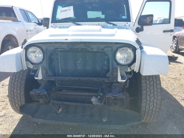 Photo 5 VIN: 1C4BJWEG6FL696773 - JEEP WRANGLER UNLIMITED 