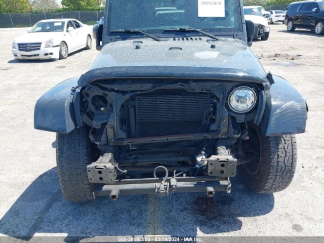 Photo 5 VIN: 1C4BJWEG6HL560310 - JEEP WRANGLER UNLIMITED 