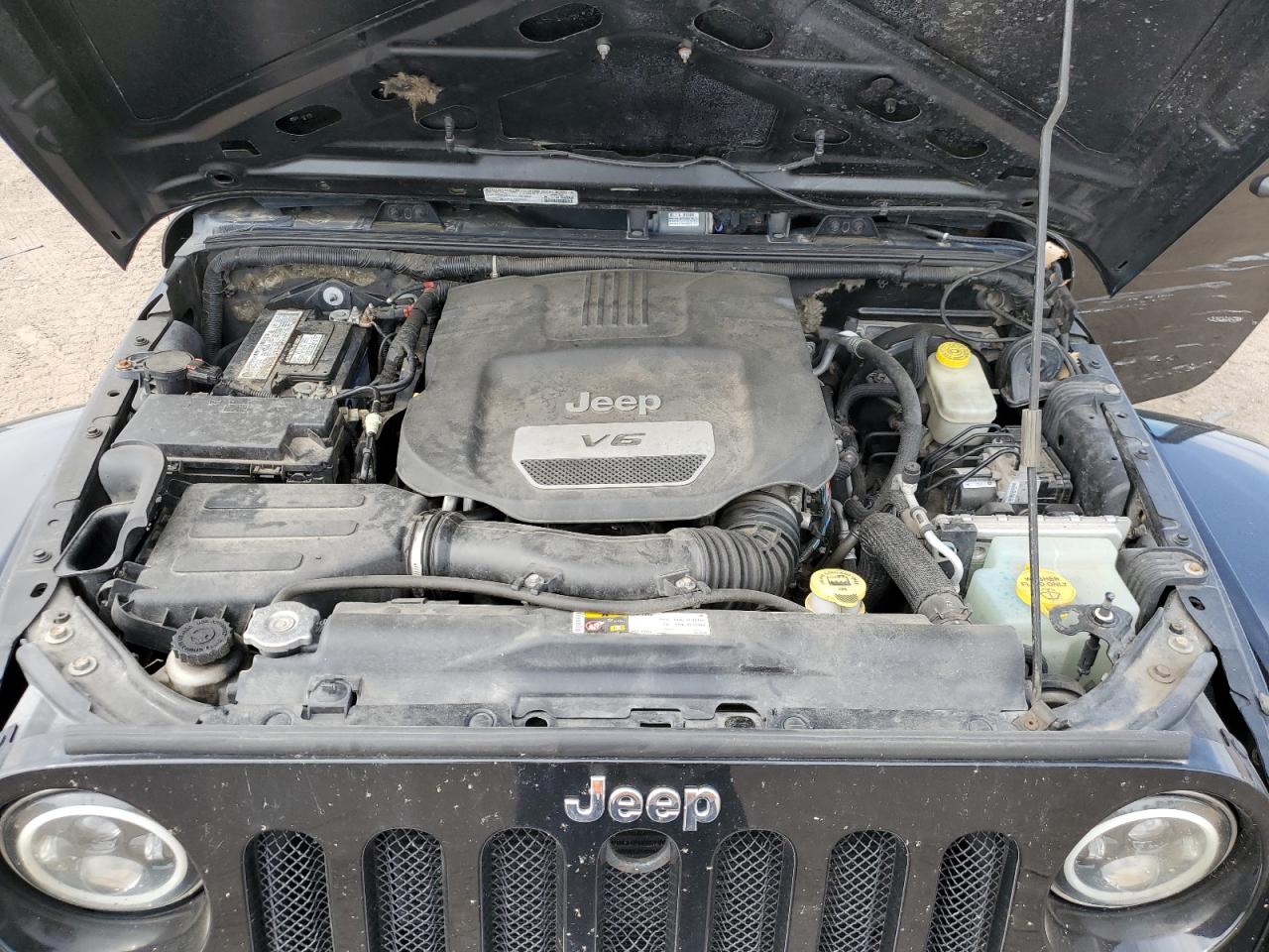 Photo 11 VIN: 1C4BJWEG7EL102187 - JEEP WRANGLER 