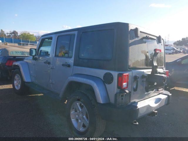 Photo 2 VIN: 1C4BJWEG7EL213404 - JEEP WRANGLER UNLIMITED 