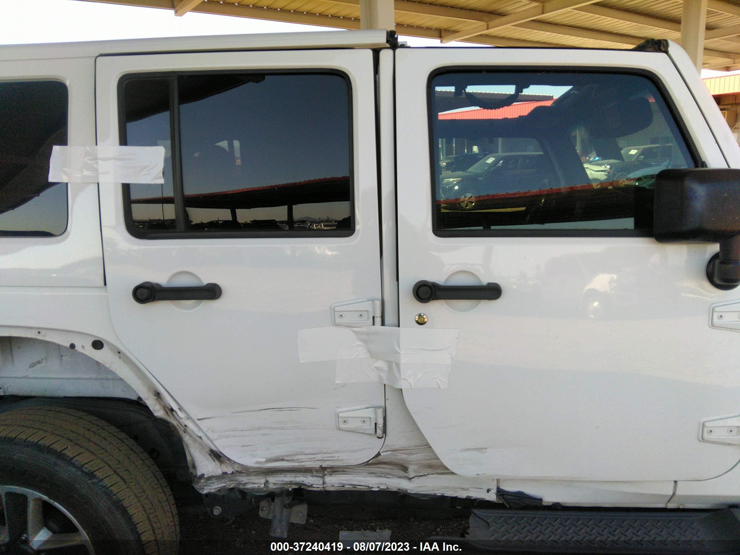 Photo 12 VIN: 1C4BJWEG7FL684535 - JEEP WRANGLER 