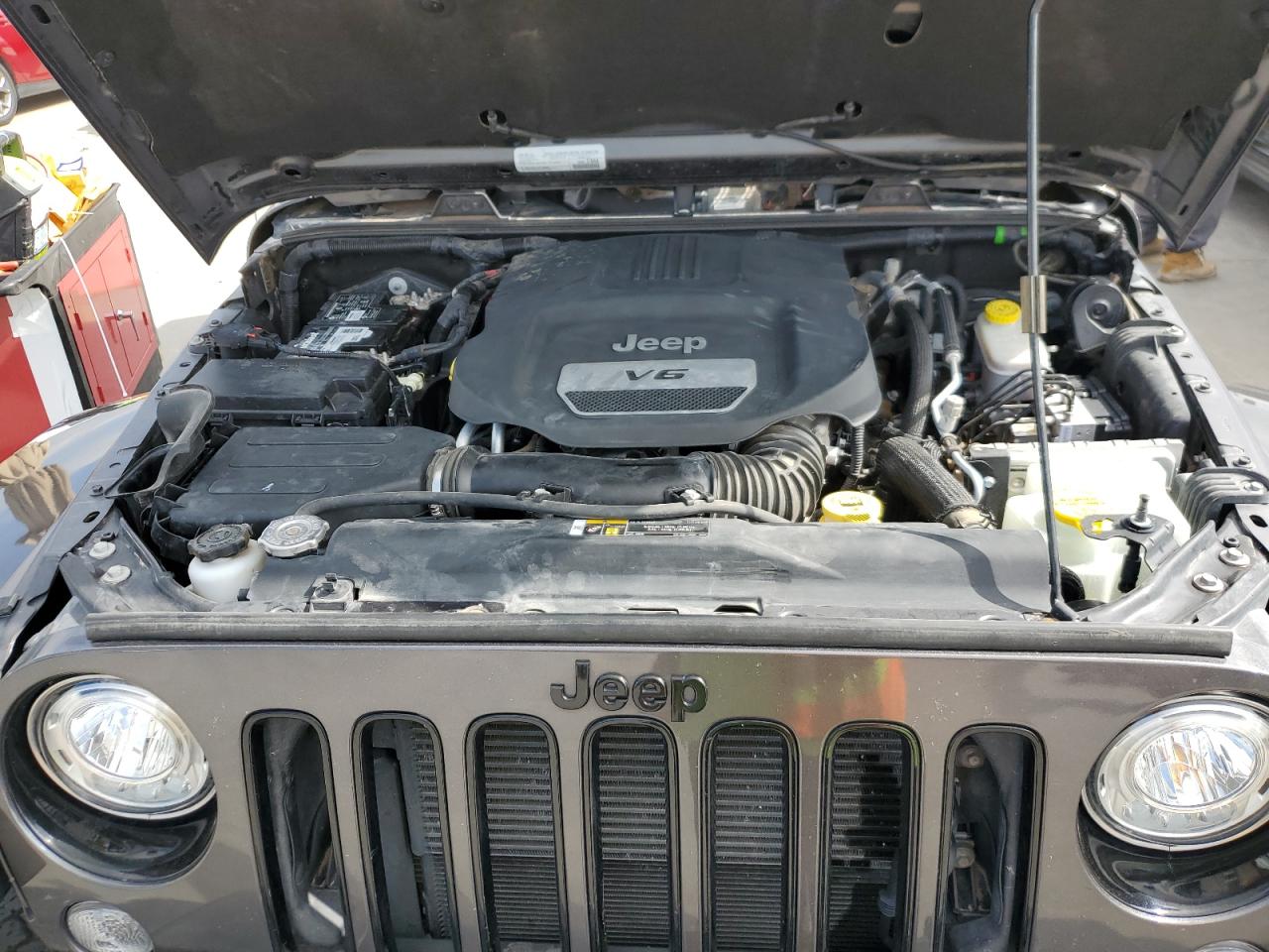 Photo 12 VIN: 1C4BJWEG7JL847161 - JEEP WRANGLER 