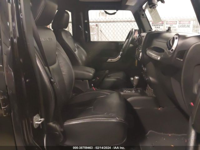 Photo 4 VIN: 1C4BJWEG8DL693595 - JEEP WRANGLER UNLIMITED 