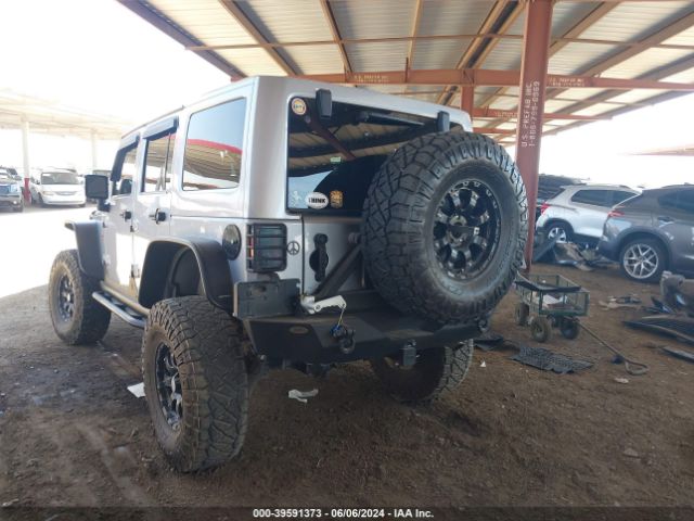 Photo 2 VIN: 1C4BJWEG8EL186388 - JEEP WRANGLER 