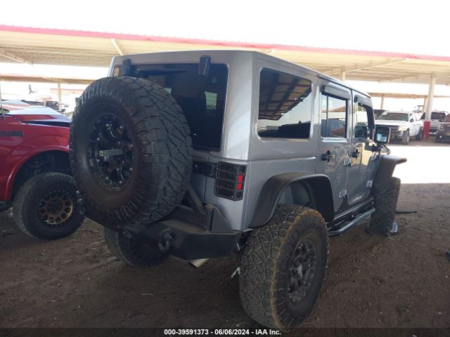 Photo 3 VIN: 1C4BJWEG8EL186388 - JEEP WRANGLER 