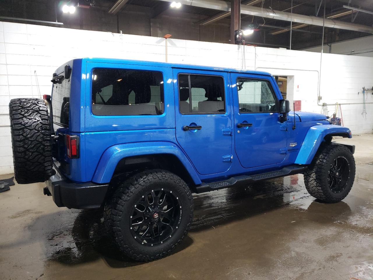 Photo 2 VIN: 1C4BJWEG8FL570236 - JEEP WRANGLER 