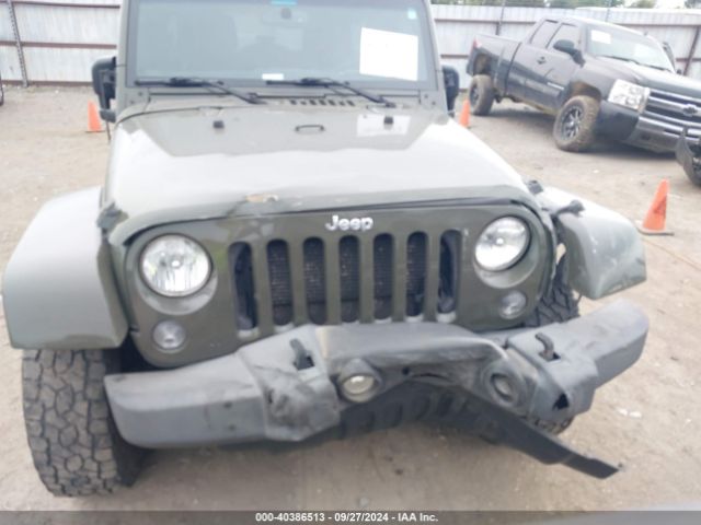 Photo 5 VIN: 1C4BJWEG8FL588591 - JEEP WRANGLER 