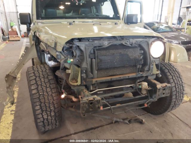 Photo 5 VIN: 1C4BJWEG9DL640811 - JEEP WRANGLER UNLIMITED 