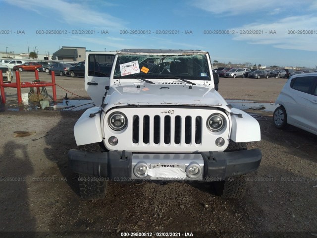 Photo 5 VIN: 1C4BJWEG9EL266377 - JEEP WRANGLER UNLIMITED 