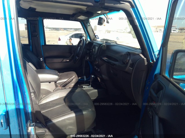 Photo 4 VIN: 1C4BJWEG9EL322091 - JEEP WRANGLER UNLIMITED 