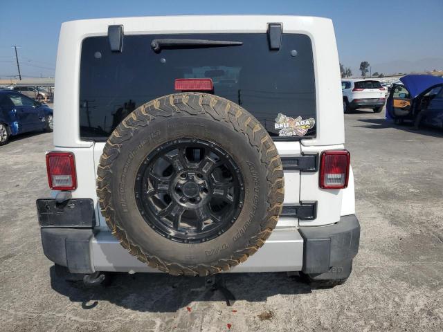 Photo 5 VIN: 1C4BJWEG9FL592763 - JEEP WRANGLER U 