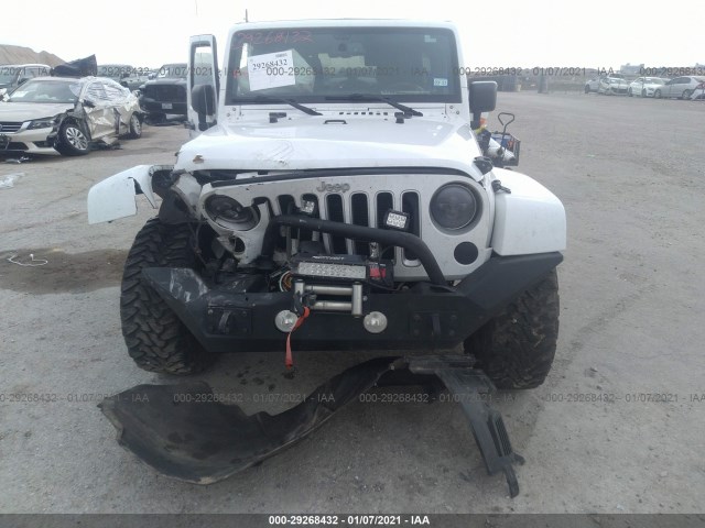 Photo 5 VIN: 1C4BJWEG9GL122881 - JEEP WRANGLER UNLIMITED 