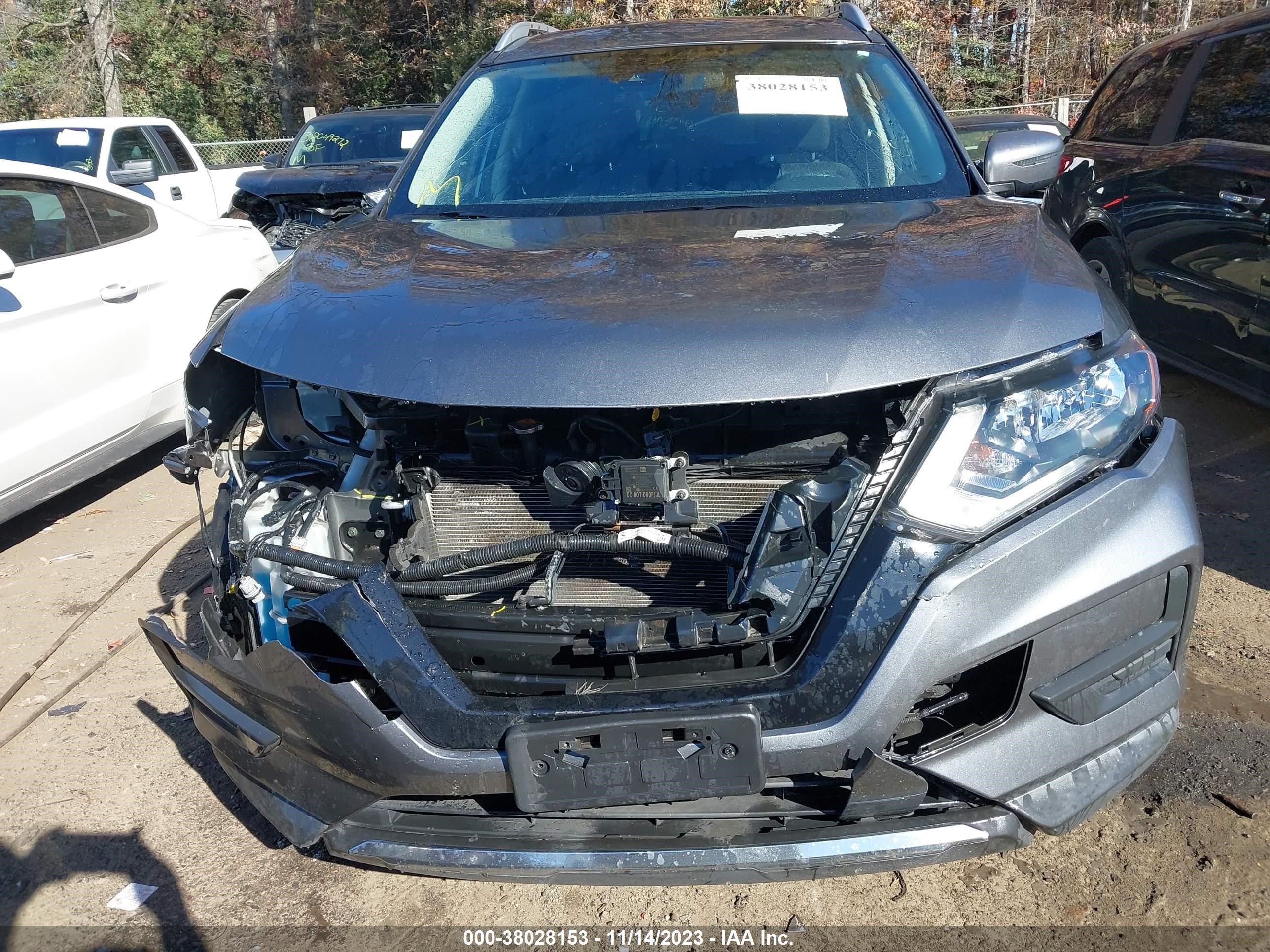 Photo 12 VIN: 1C4BJWEG9GL284624 - NISSAN ROGUE 