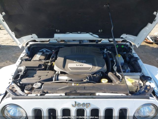 Photo 9 VIN: 1C4BJWEG9HL725461 - JEEP WRANGLER 