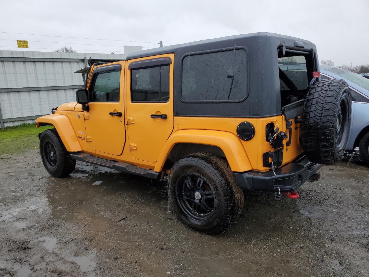 Photo 1 VIN: 1C4BJWEGXCL132362 - JEEP WRANGLER 