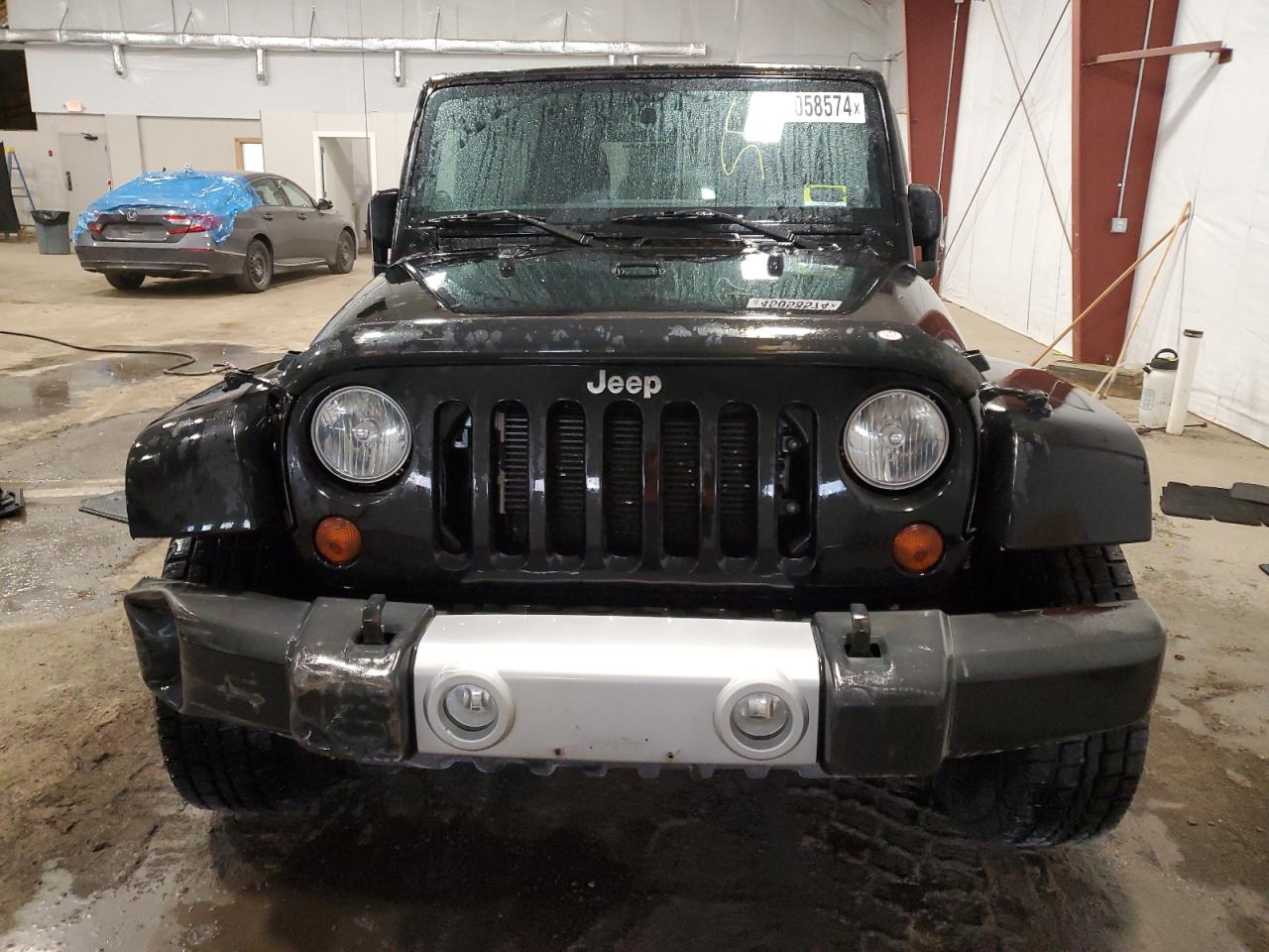 Photo 4 VIN: 1C4BJWEGXDL504445 - JEEP WRANGLER 