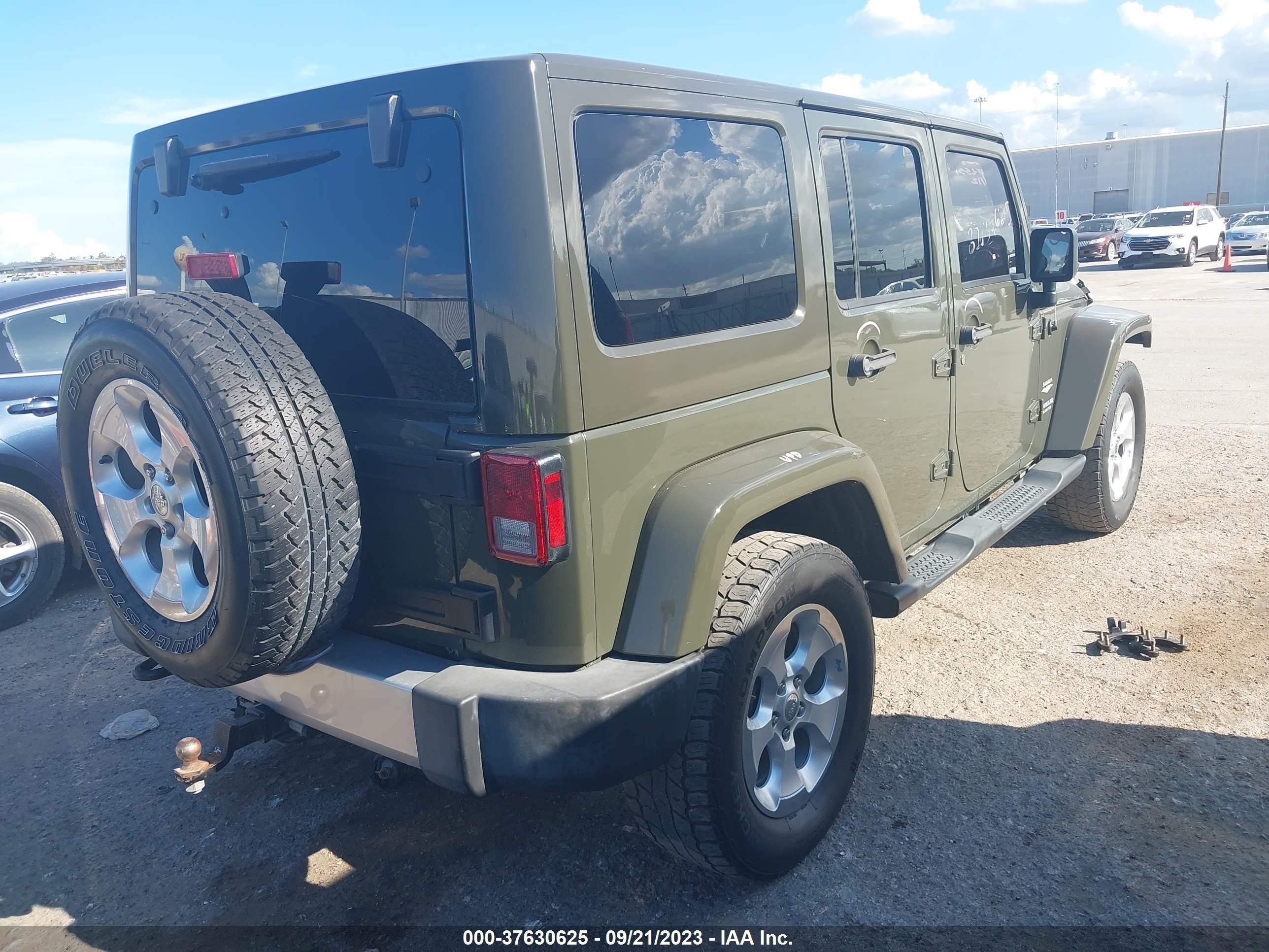 Photo 3 VIN: 1C4BJWEGXFL547959 - JEEP WRANGLER 