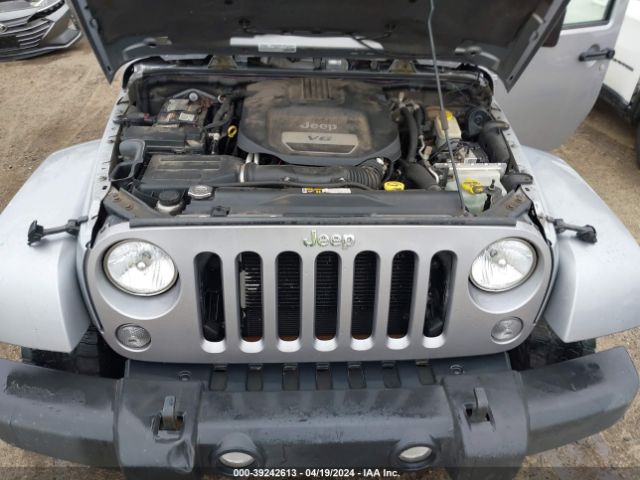 Photo 9 VIN: 1C4BJWEGXFL704308 - JEEP WRANGLER UNLIMITED 