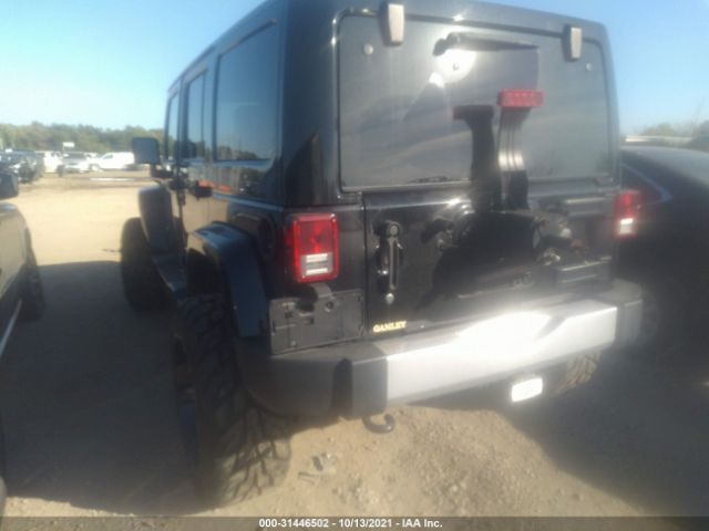 Photo 2 VIN: 1C4BJWEGXFL713249 - JEEP WRANGLER UNLIMITED 