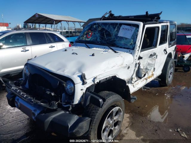 Photo 5 VIN: 1C4BJWEGXJL811688 - JEEP WRANGLER JK UNLIMITED 