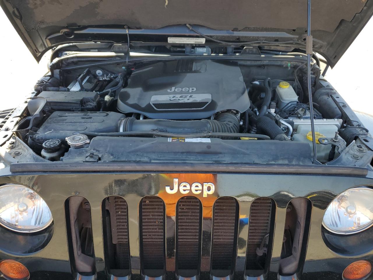 Photo 10 VIN: 1C4BJWFG0CL230945 - JEEP WRANGLER 