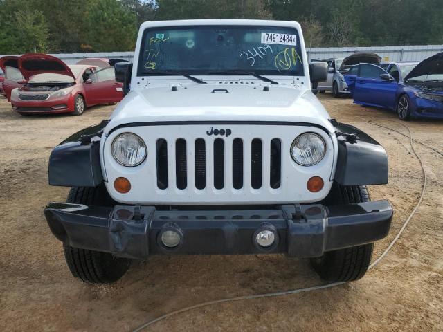 Photo 4 VIN: 1C4BJWFG0FL736909 - JEEP WRANGLER U 