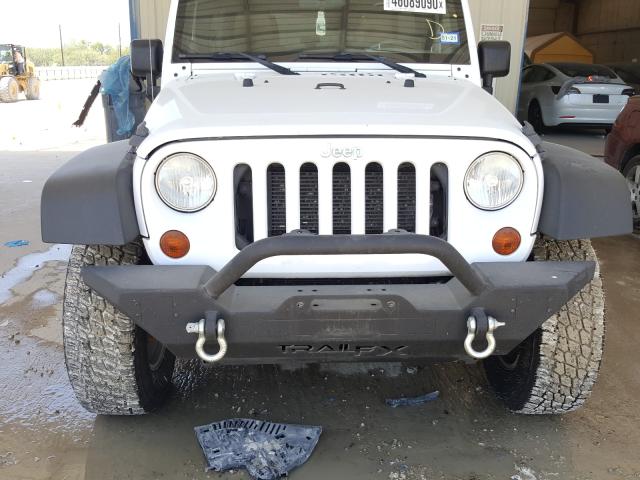 Photo 8 VIN: 1C4BJWFG2CL120723 - JEEP WRANGLER U 