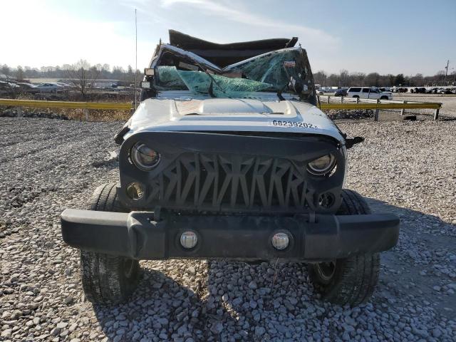 Photo 4 VIN: 1C4BJWFG2DL551869 - JEEP WRANGLER 