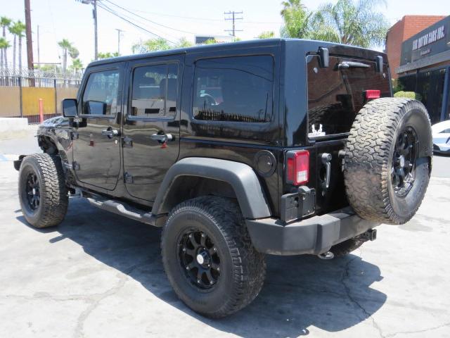 Photo 3 VIN: 1C4BJWFG3DL534952 - JEEP WRANGLER U 