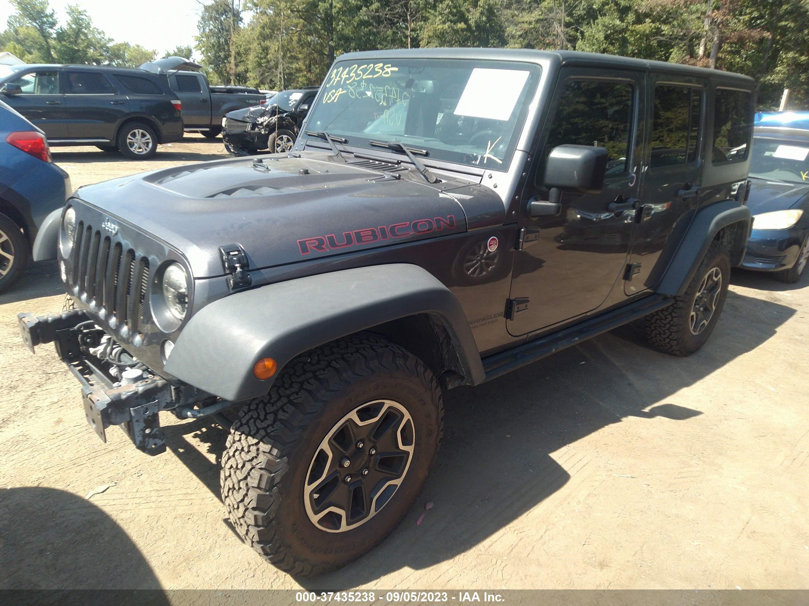 Photo 1 VIN: 1C4BJWFG3EL311067 - JEEP WRANGLER 