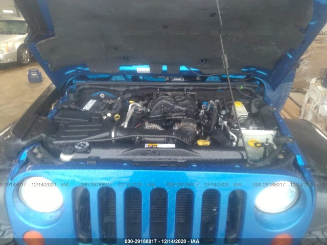 Photo 9 VIN: 1C4BJWFG3FL583765 - JEEP WRANGLER UNLIMITED 