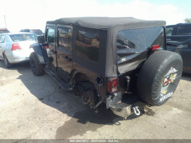 Photo 2 VIN: 1C4BJWFG3GL275416 - JEEP WRANGLER UNLIMITED 