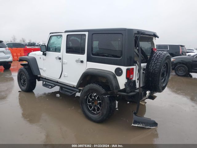 Photo 2 VIN: 1C4BJWFG3GL275495 - JEEP WRANGLER UNLIMITED 