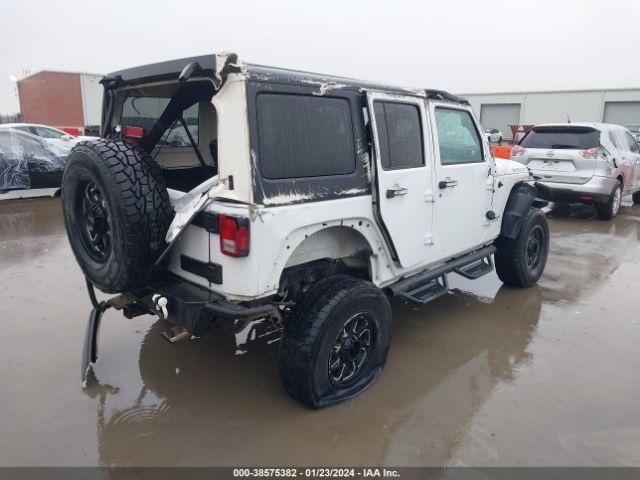 Photo 3 VIN: 1C4BJWFG3GL275495 - JEEP WRANGLER UNLIMITED 