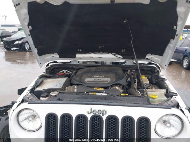 Photo 9 VIN: 1C4BJWFG3GL275495 - JEEP WRANGLER UNLIMITED 