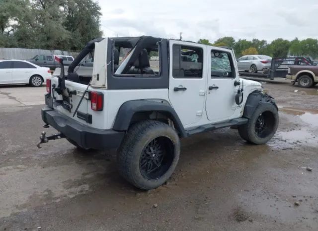 Photo 3 VIN: 1C4BJWFG4FL743555 - JEEP WRANGLER UNLIMITED 