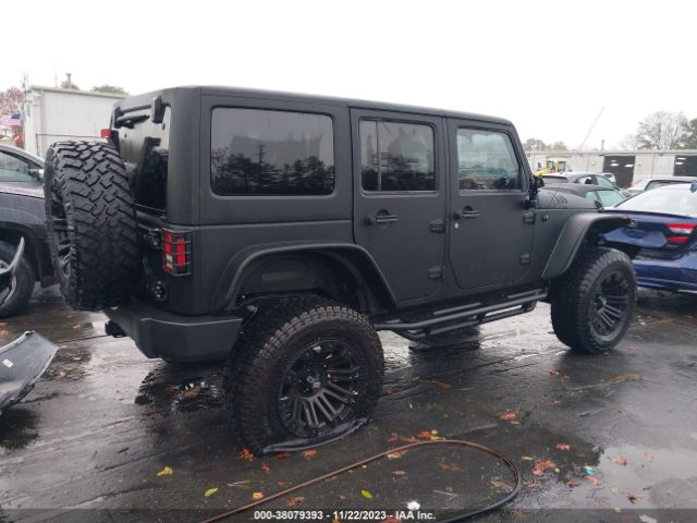 Photo 3 VIN: 1C4BJWFG4HL645743 - JEEP WRANGLER UNLIMITED 